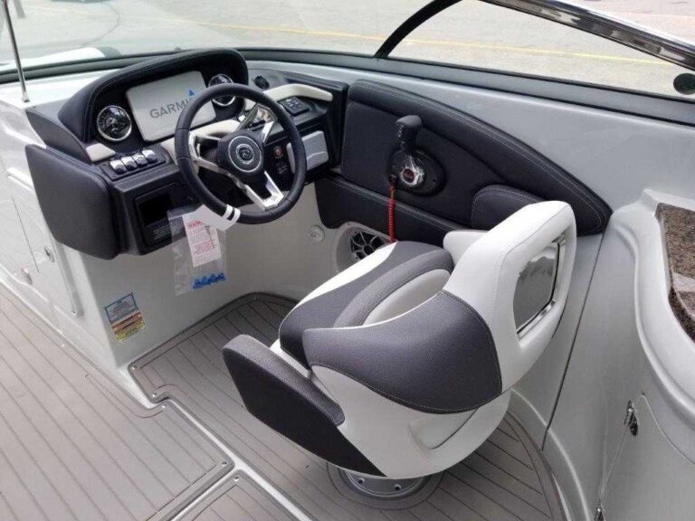 2021 Crownline E285 - Arch - Grill US-KIS86794F021 [photo 27]